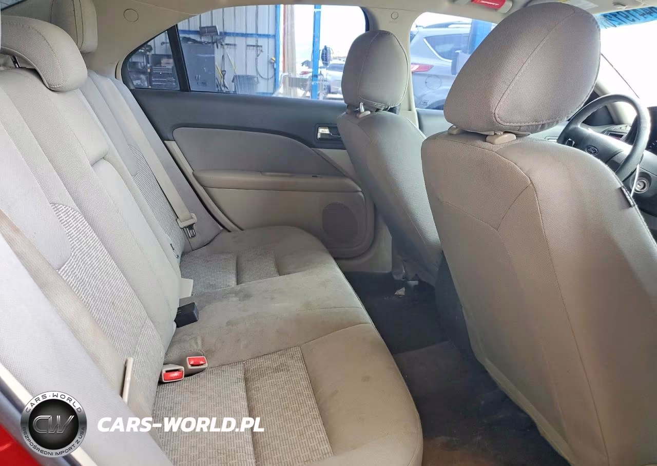 2012 Ford Fusion S VIN:3FAHP0GA9CR365252 - 10