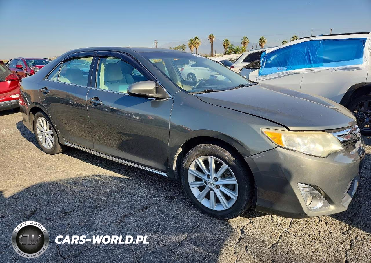 2012 Toyota Camry Xle VIN:4T4BF1FK8CR207983 - 4