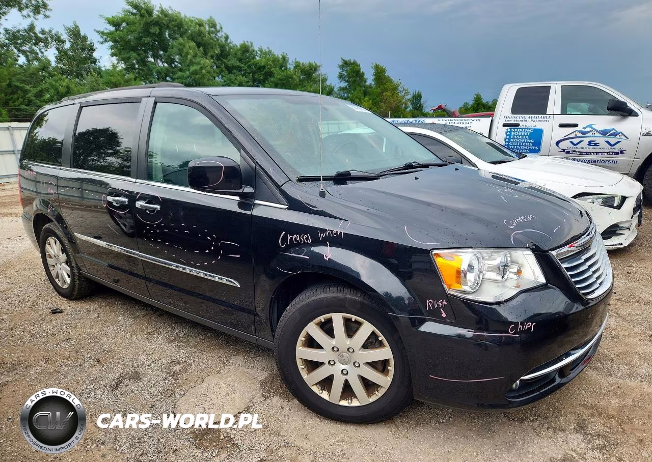 2016 Chrysler Town & Country Touring VIN:2C4RC1BG4GR261873 - 4