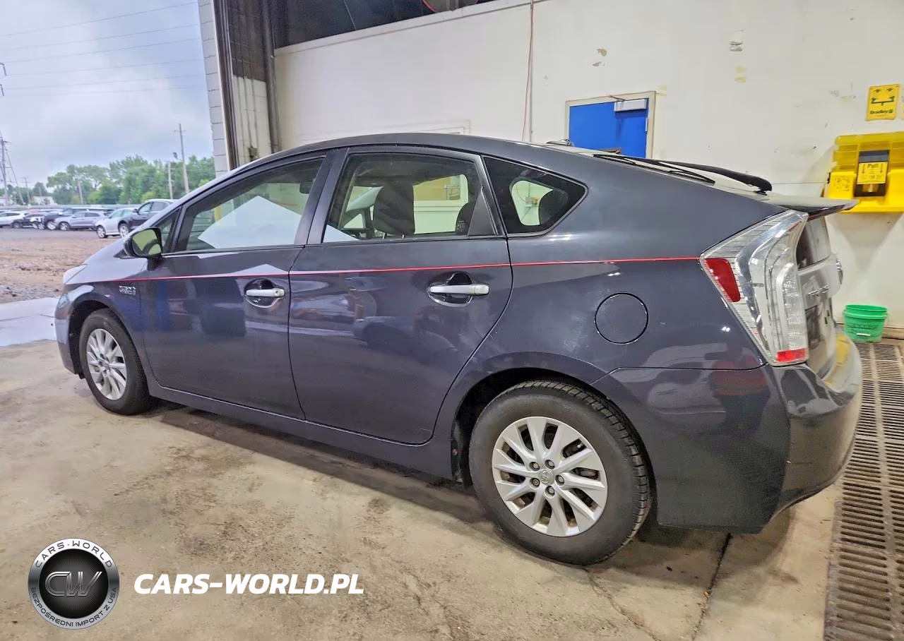 2012 Toyota Prius Plug-In Hybrid Base VIN:JTDKN3DP3C3013105 - 2