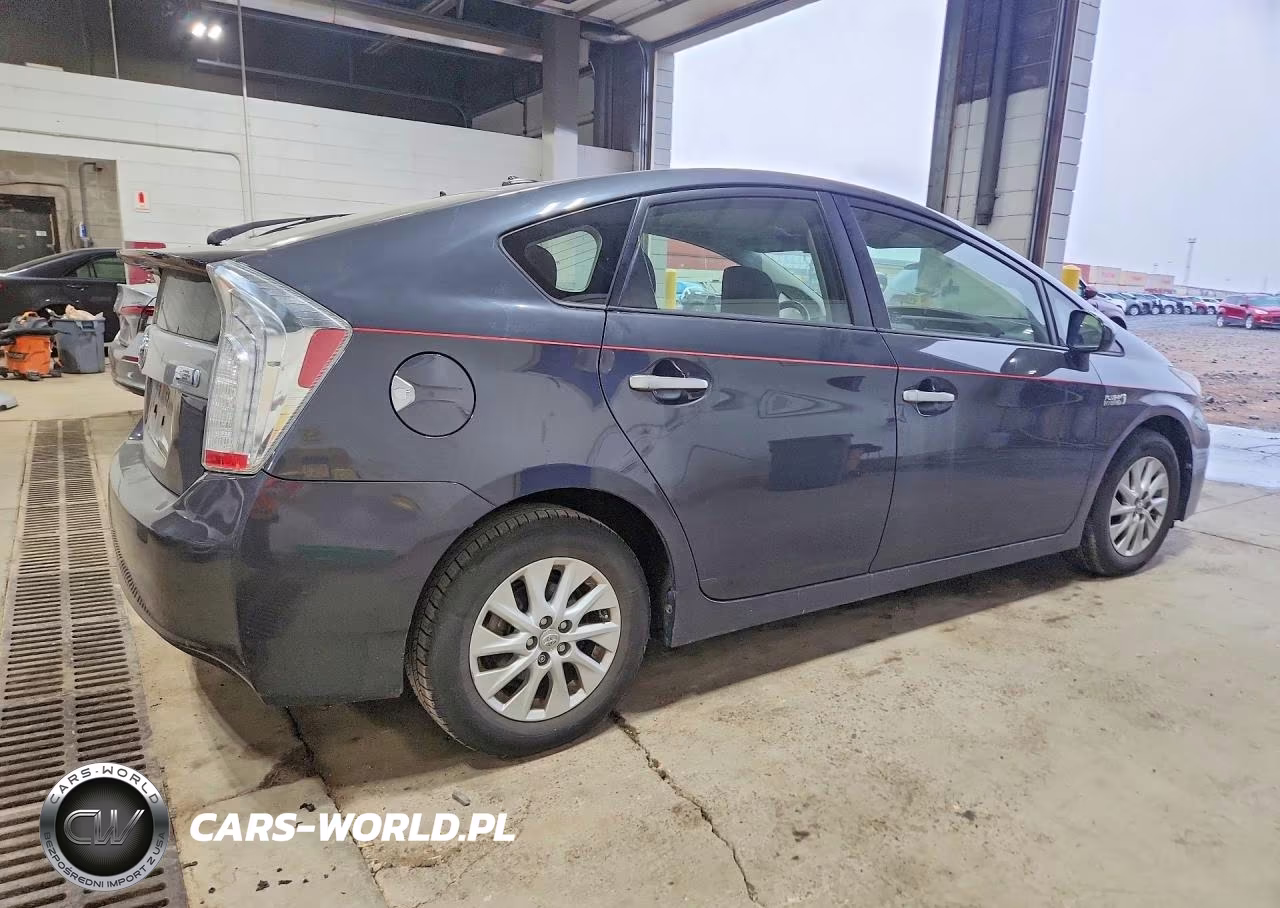 2012 Toyota Prius Plug-In Hybrid Base VIN:JTDKN3DP3C3013105 - 3