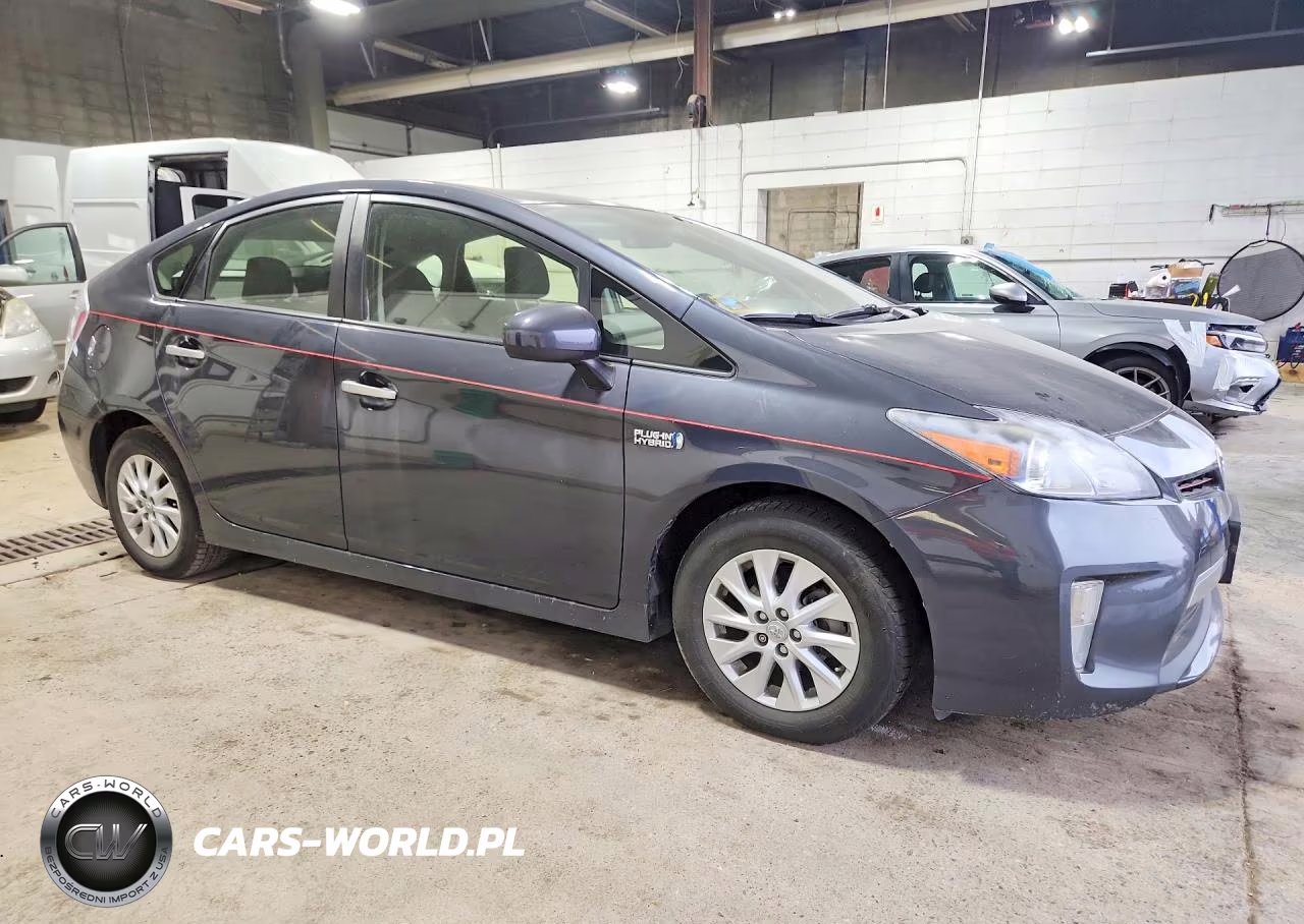2012 Toyota Prius Plug-In Hybrid Base VIN:JTDKN3DP3C3013105 - 4