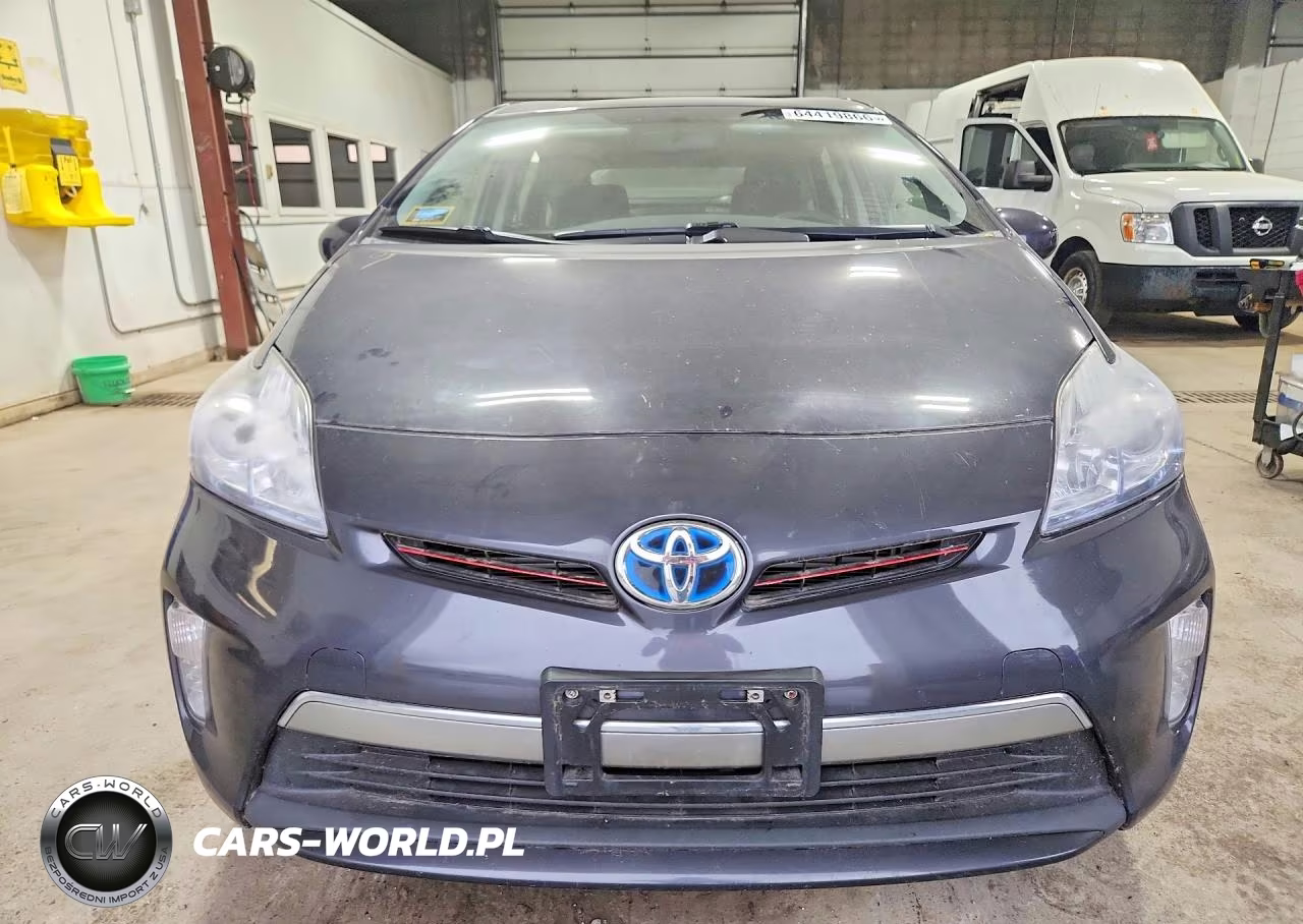 2012 Toyota Prius Plug-In Hybrid Base VIN:JTDKN3DP3C3013105 - 5