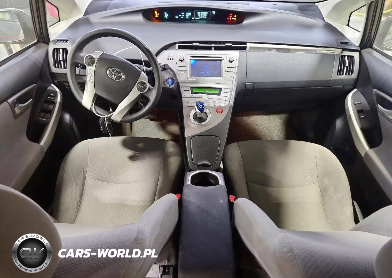 2012 Toyota Prius Plug-In Hybrid Base VIN:JTDKN3DP3C3013105 - 8