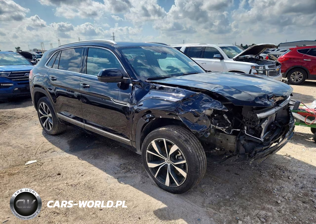 2024 Volkswagen Atlas Cross Sport 2.0T Sel Premium R-Line VIN:1V2FE2CA7RC261910 - 4