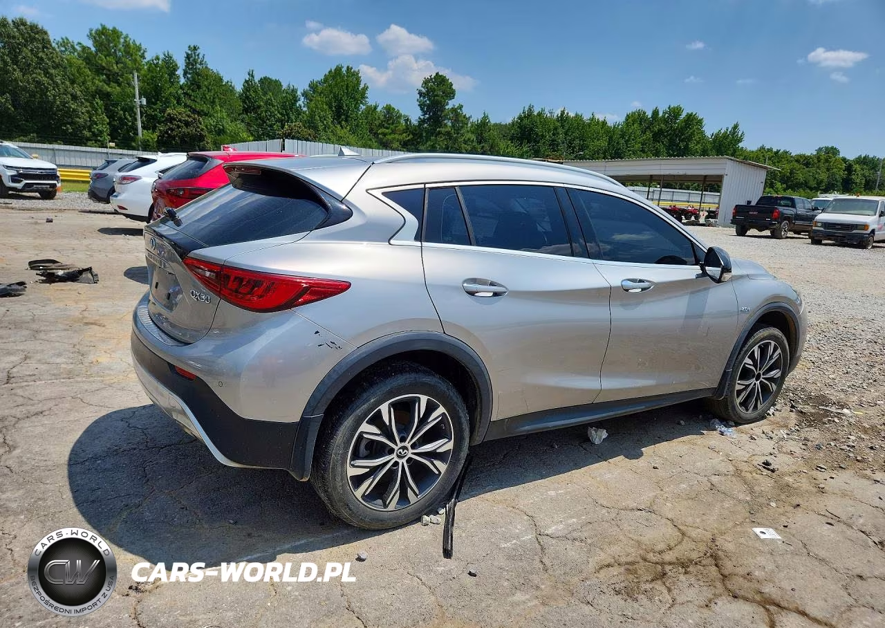 2017 Infiniti Qx30 Premium VIN:SJKCH5CR6HA022634 - 3