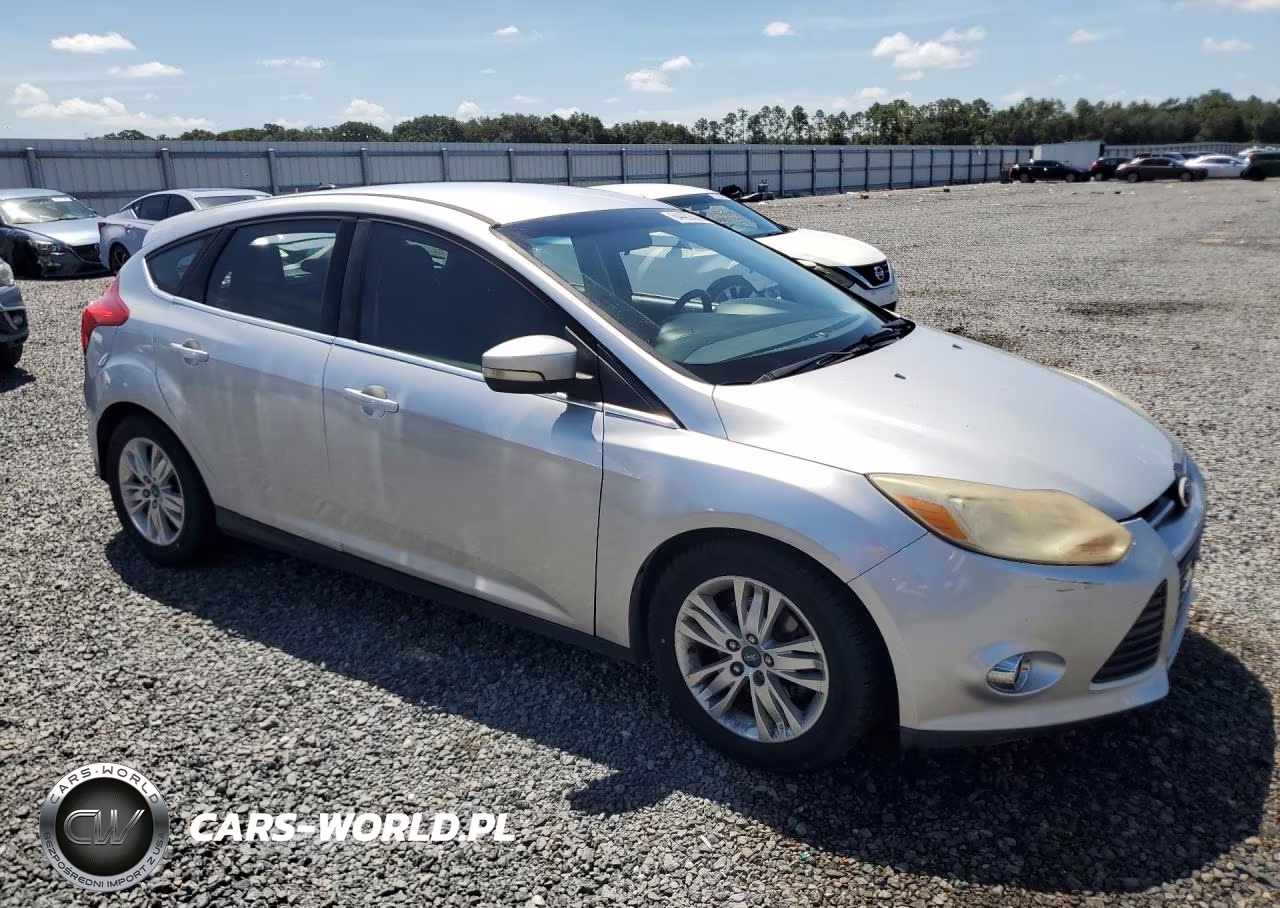 2012 Ford Focus Sel VIN:1FAHP3M2XCL405092 - 4
