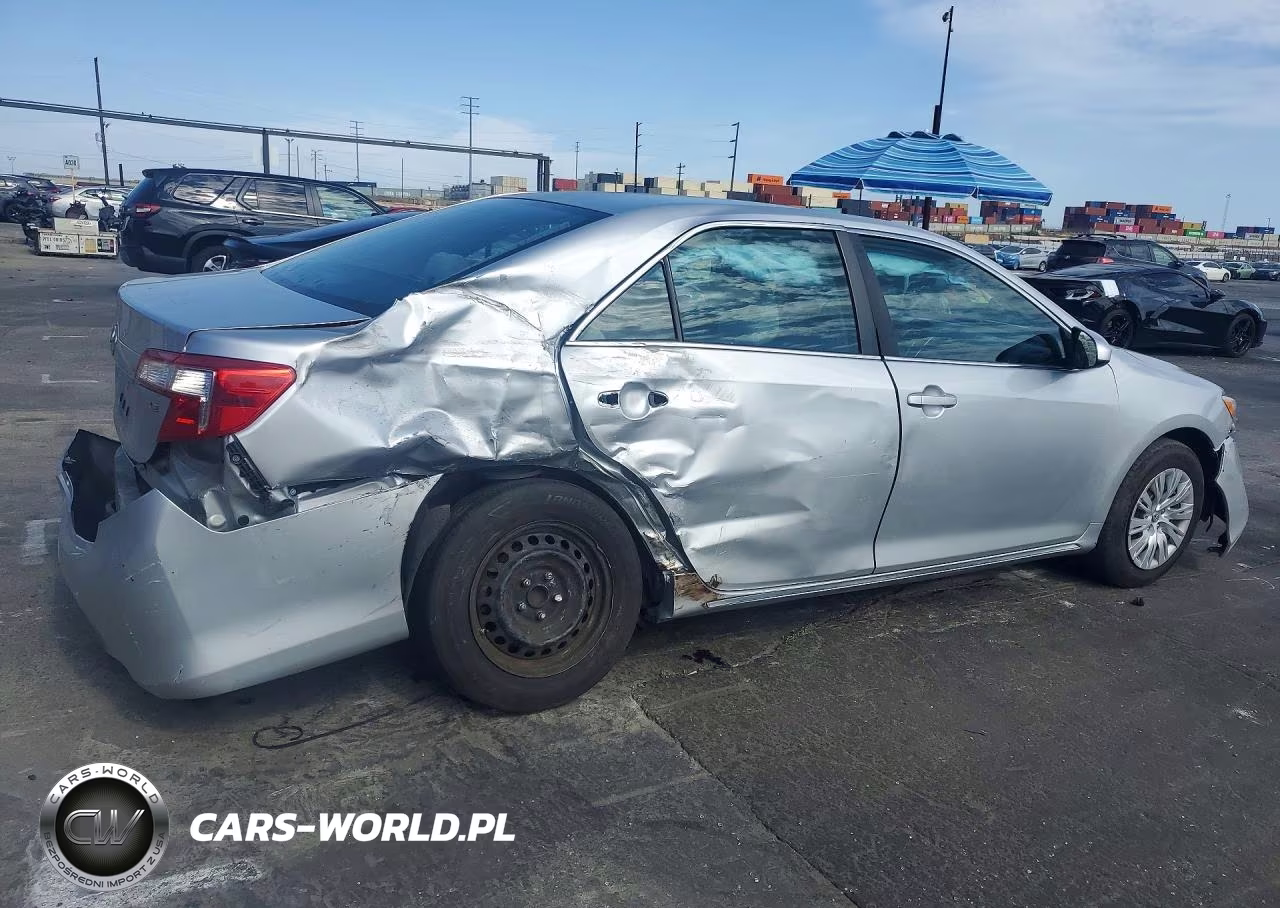 2012 Toyota Camry Le VIN:4T4BF1FK7CR164981 - 3
