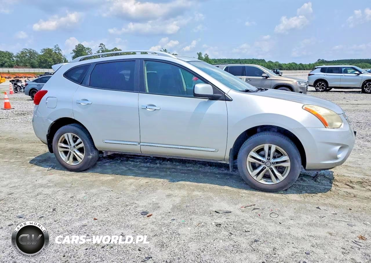 2012 Nissan Rogue S VIN:JN8AS5MV4CW392097 - 4