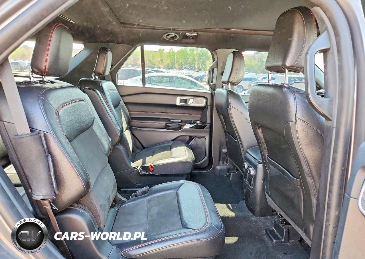 2022 Ford Explorer St-Line VIN:1FMSK8KH7NGC11565 - 11