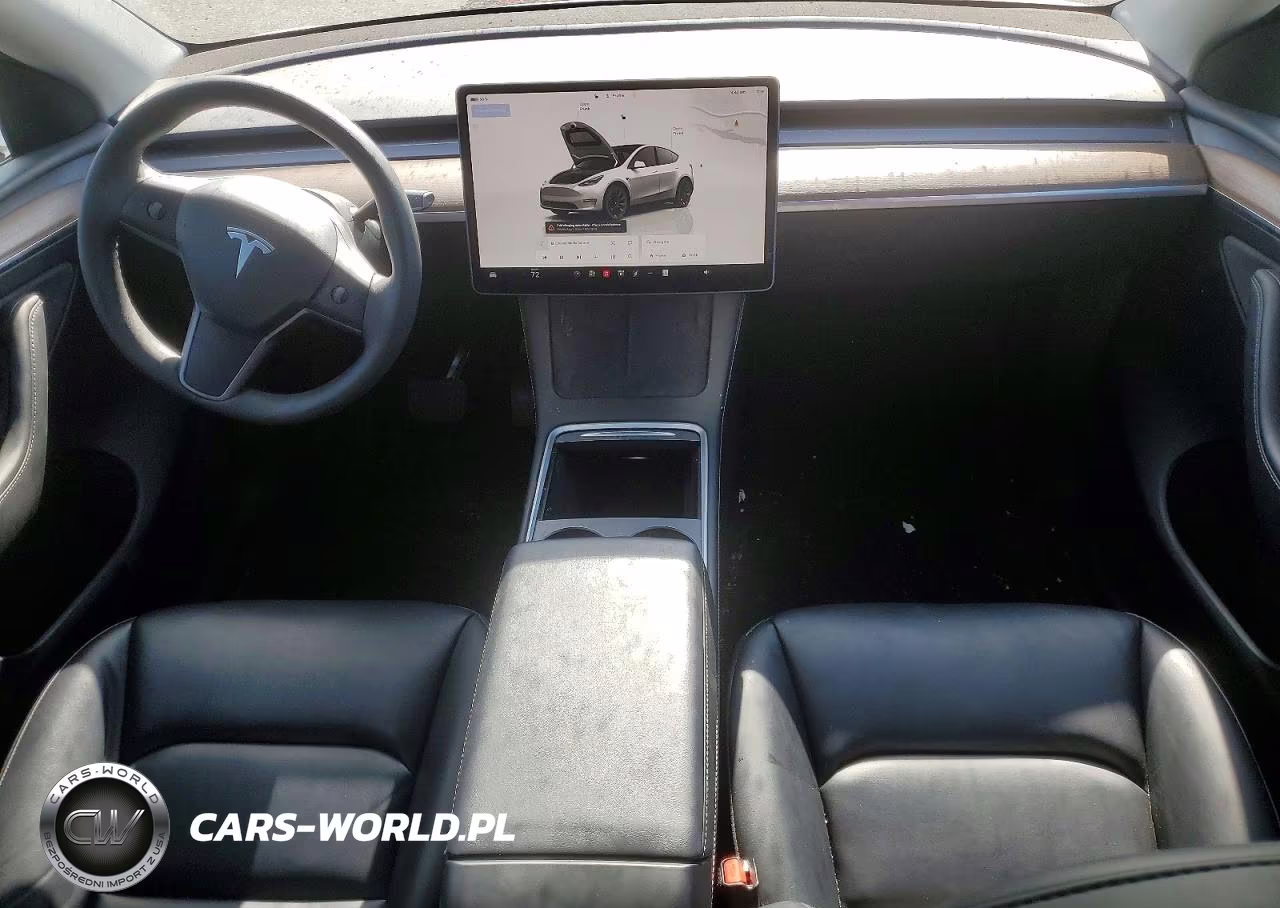 2024 Tesla Model Y VIN:7SAYGAEEXRF088212 - 8