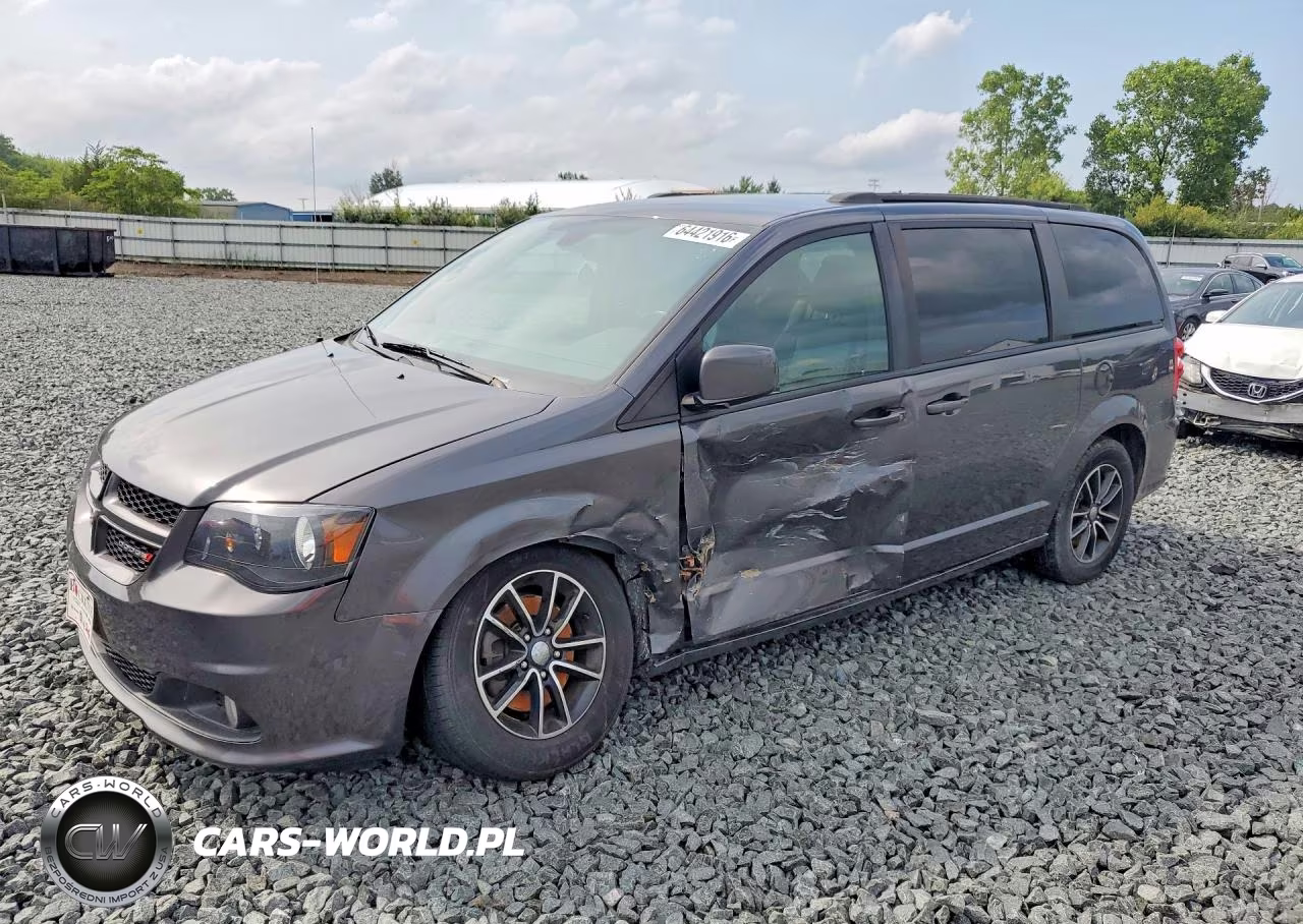 2018 Dodge Grand Caravan Gt VIN:2C4RDGEG5JR338835 - 1