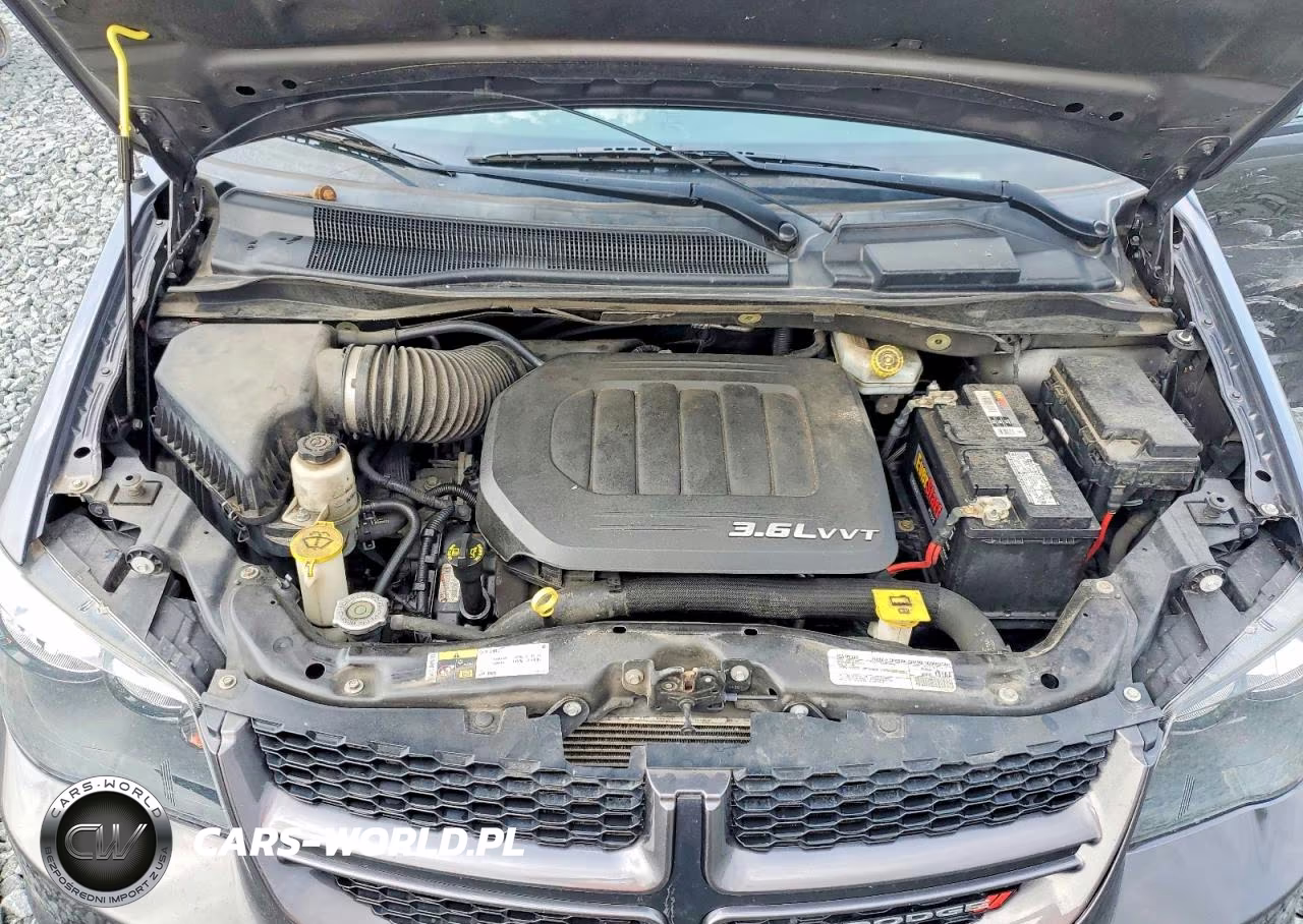 2018 Dodge Grand Caravan Gt VIN:2C4RDGEG5JR338835 - 12