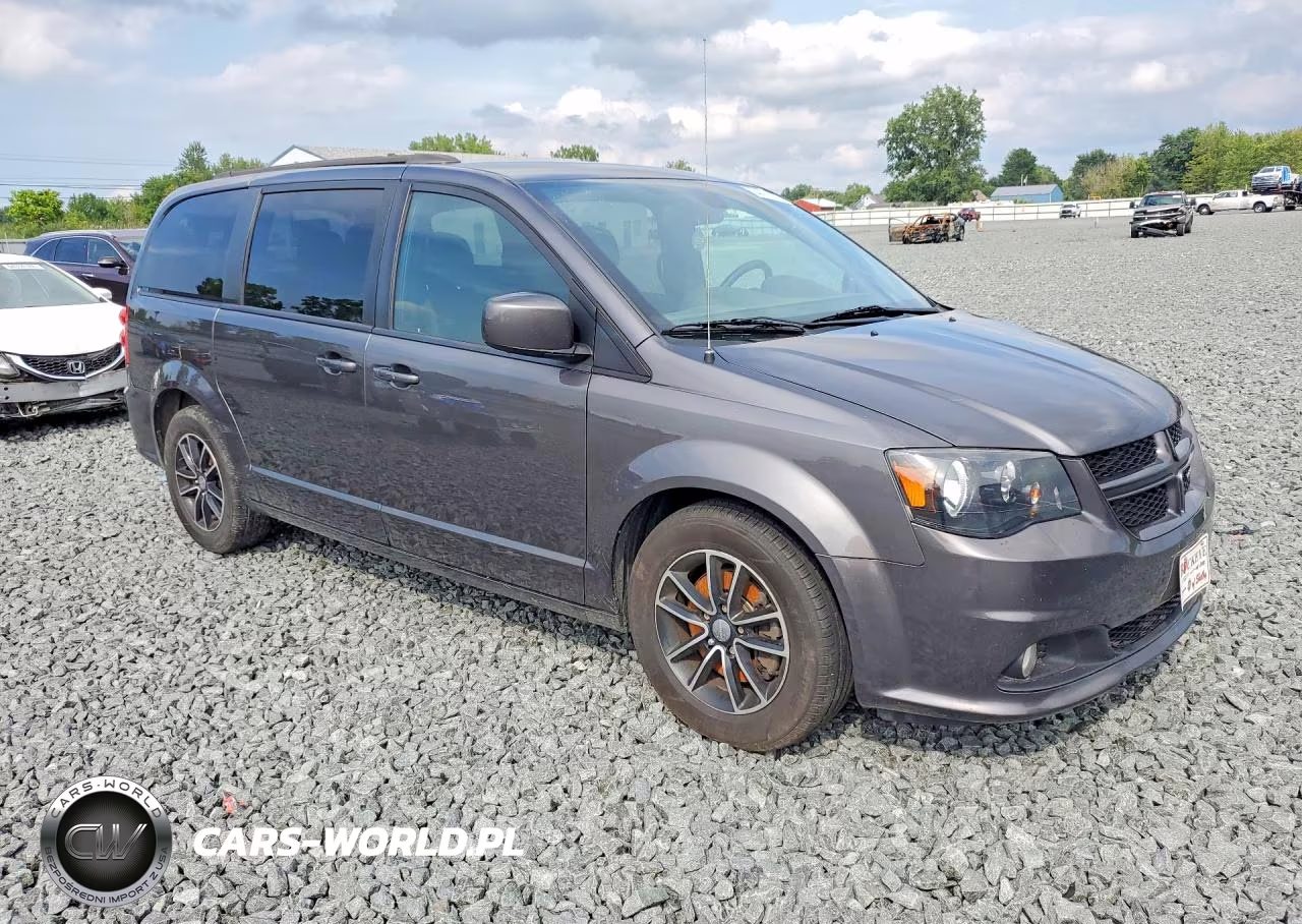 2018 Dodge Grand Caravan Gt VIN:2C4RDGEG5JR338835 - 4