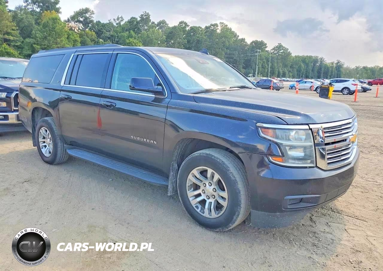 2020 Chevrolet Suburban C1500 Lt VIN:1GNSCHKC4LR304865 - 4