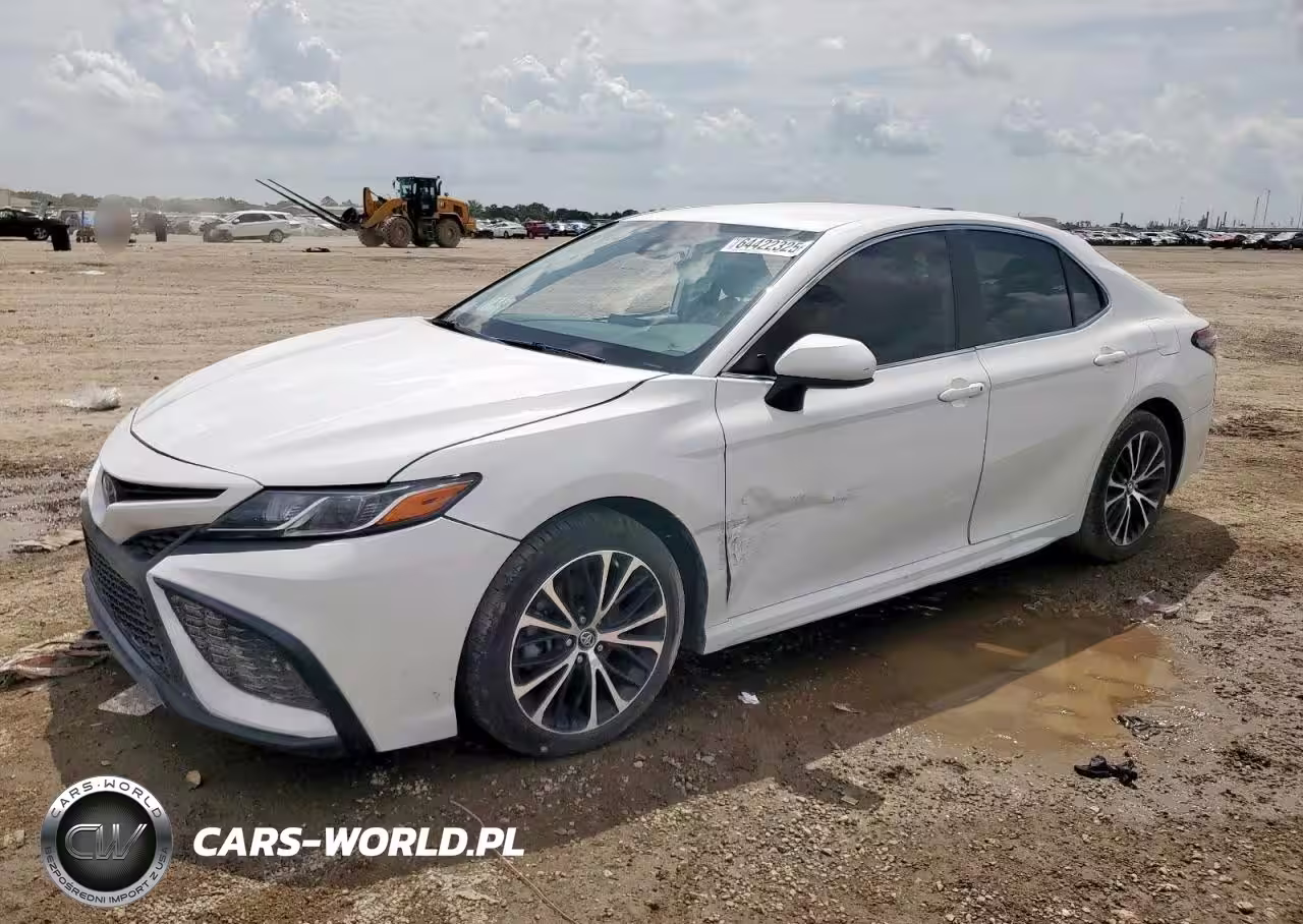 Główne zdjęcie 2021 Toyota Camry Se
