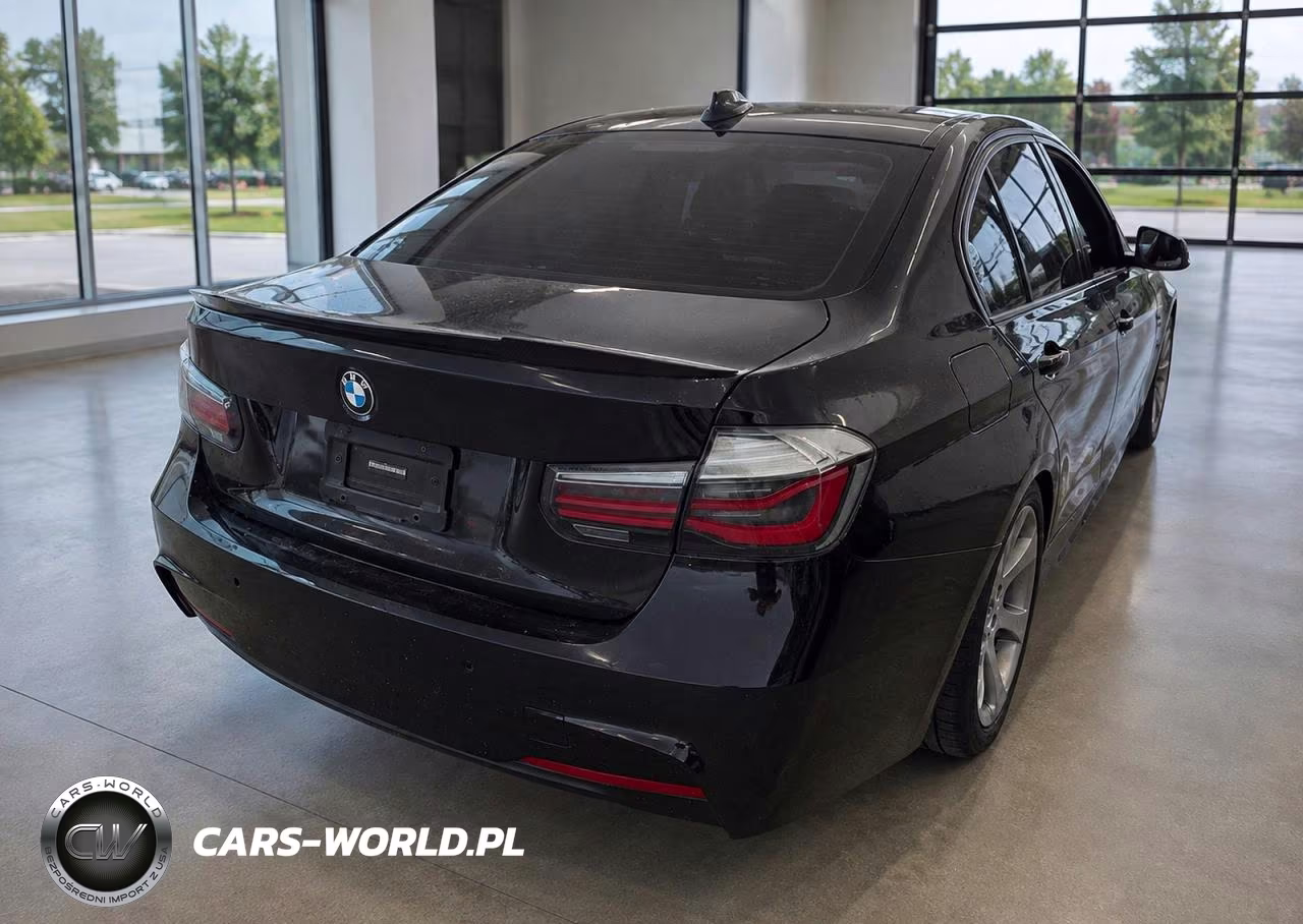 2016 BMW 320 I VIN:WBA8E1G51GNT34317 - 4
