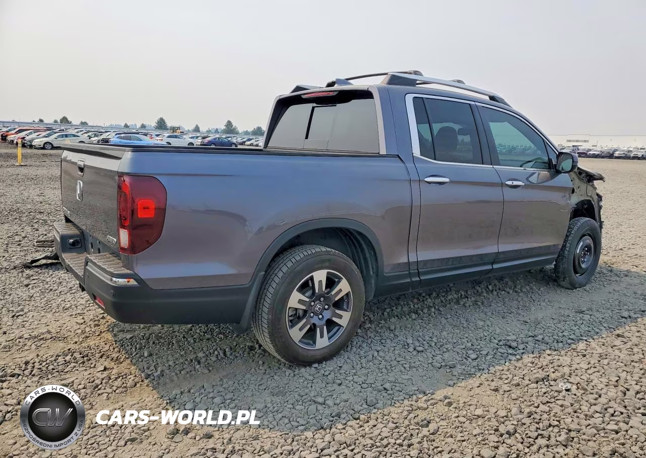 2017 Honda Ridgeline Rtl VIN:5FPYK3F7XHB008341 - 3