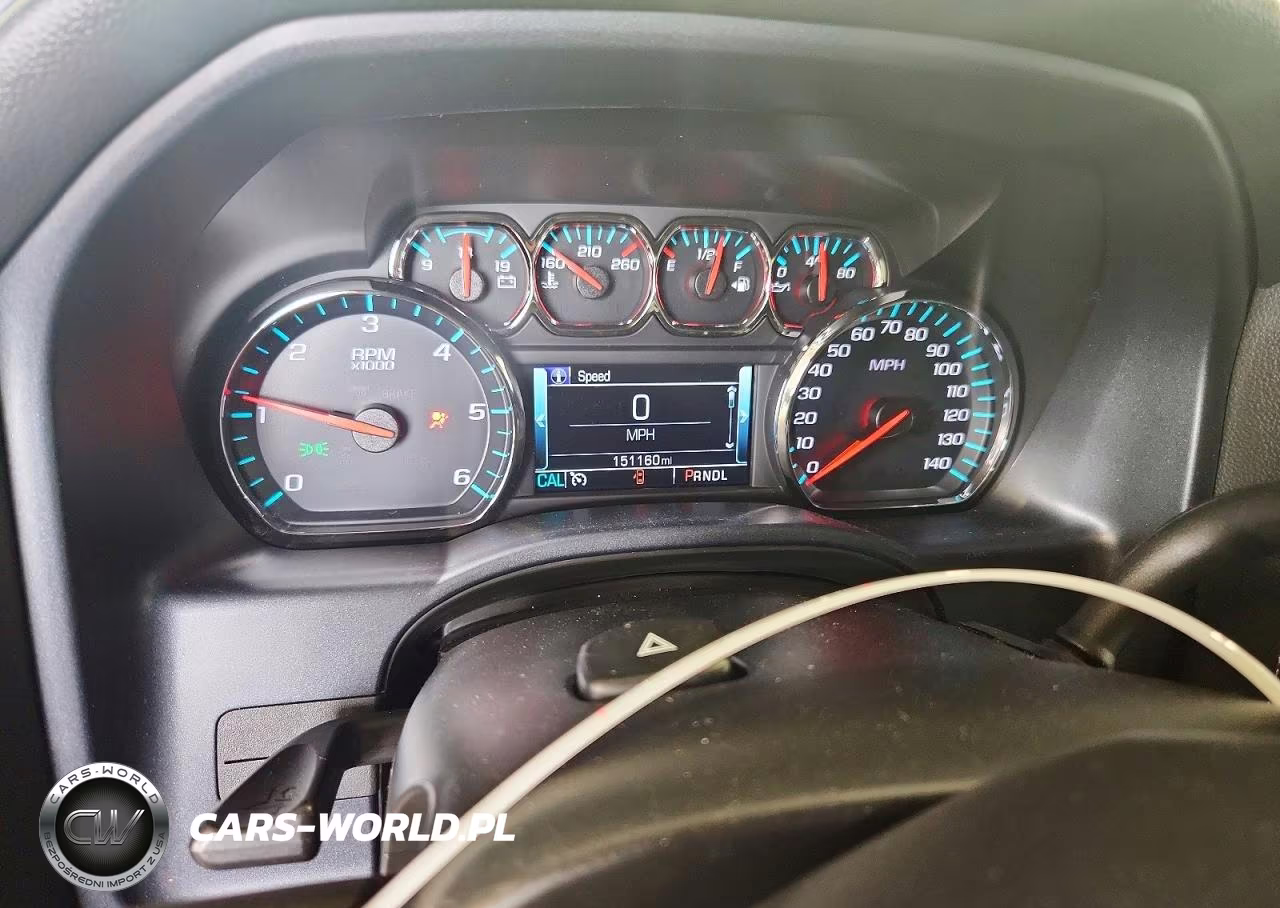 2016 Chevrolet Silverado K1500 Custom VIN:3GCUKTECXJG236894 - 9