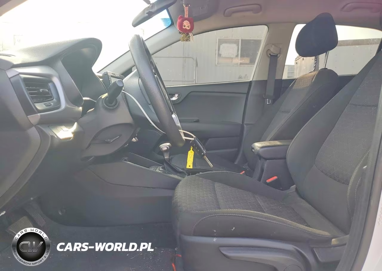 2020 Kia Rio 5-Door S VIN:3KPA25AD0LE313719 - 7
