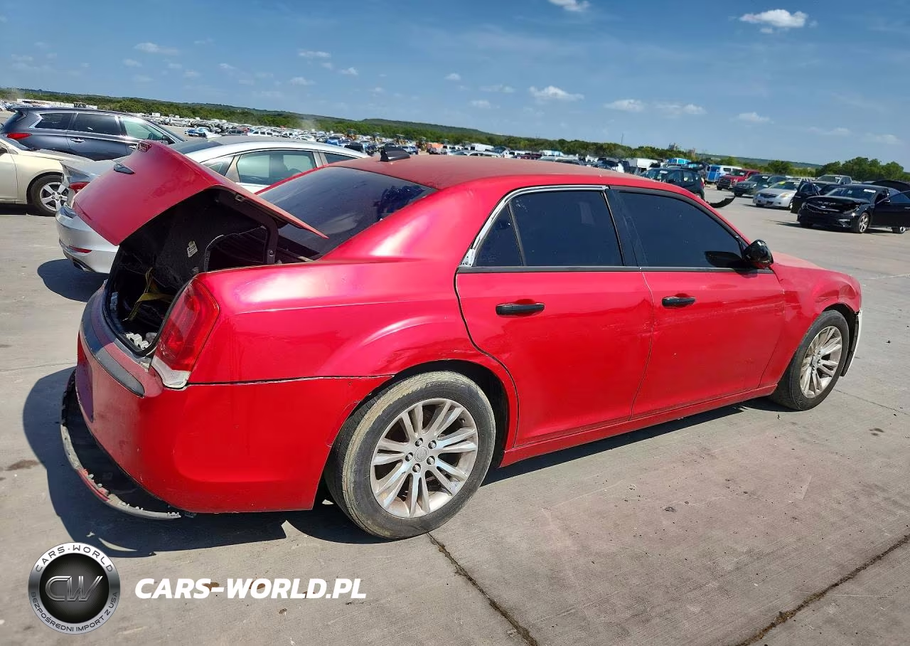 2017 Chrysler 300 Limited VIN:2C3CCAAG5HH662139 - 3