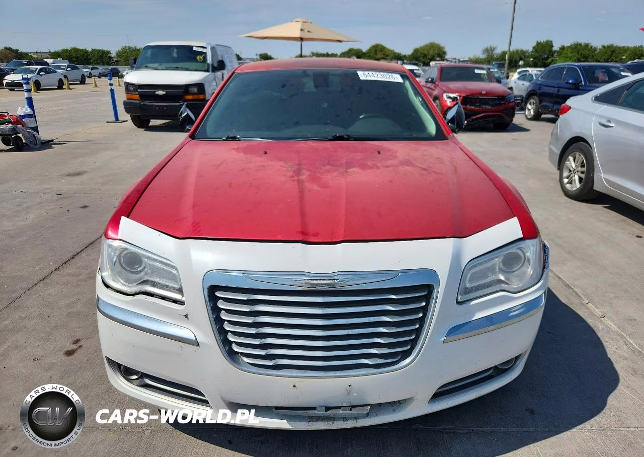2017 Chrysler 300 Limited VIN:2C3CCAAG5HH662139 - 5
