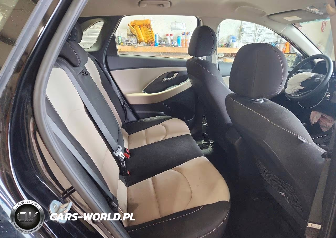 2018 Hyundai Elantra Gt Base VIN:KMHH35LE2JU078784 - 11