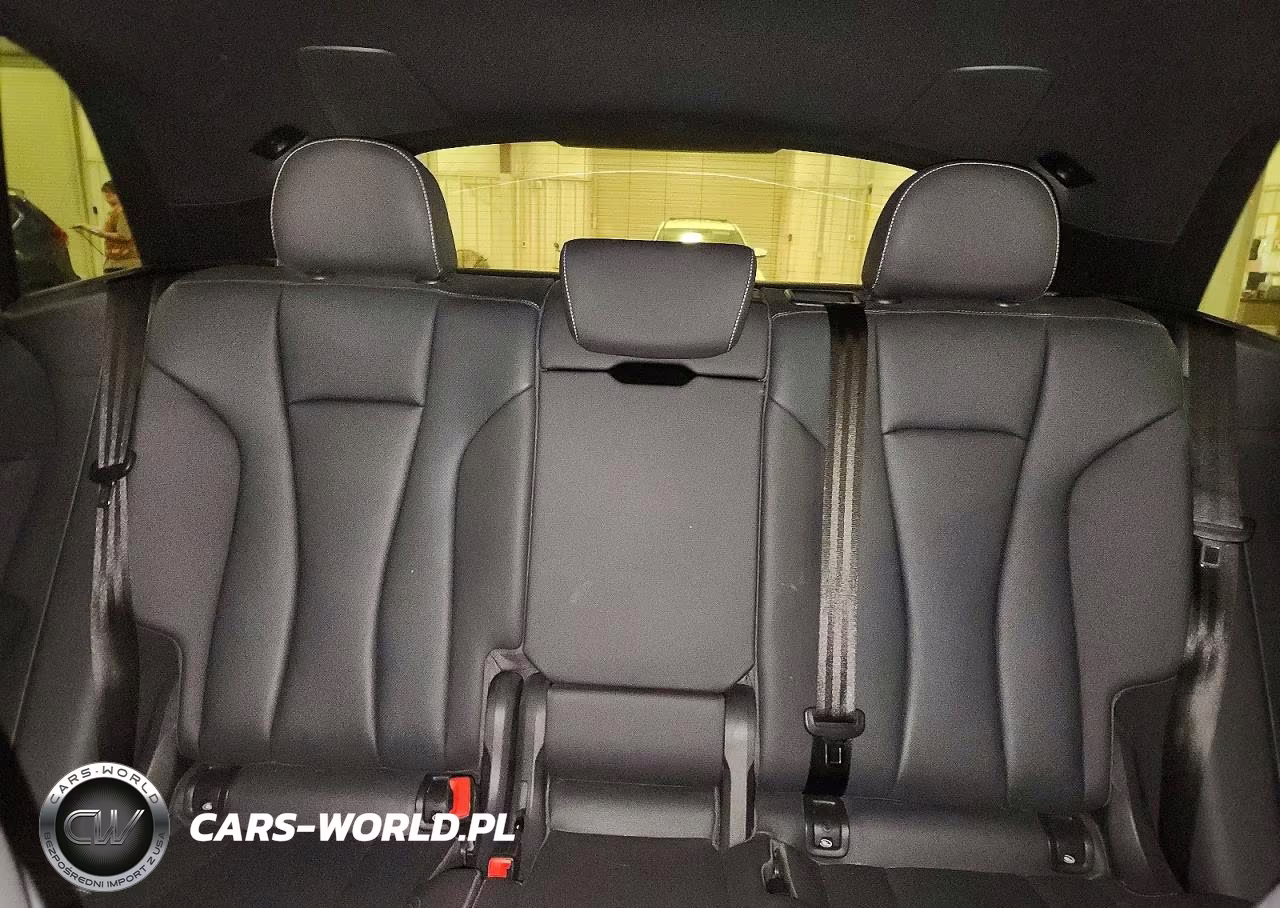 2019 Audi Q8 Premium Plus VIN:WA1BVAF17KD040906 - 10