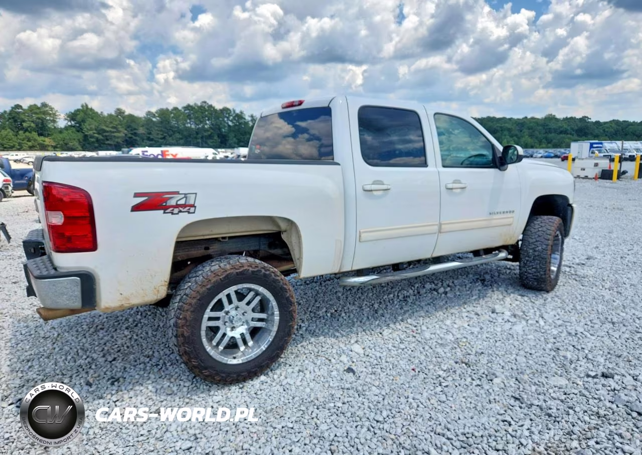 2010 Chevrolet Silverado K1500 Lt VIN:3GCRKSE35AG284738 - 3