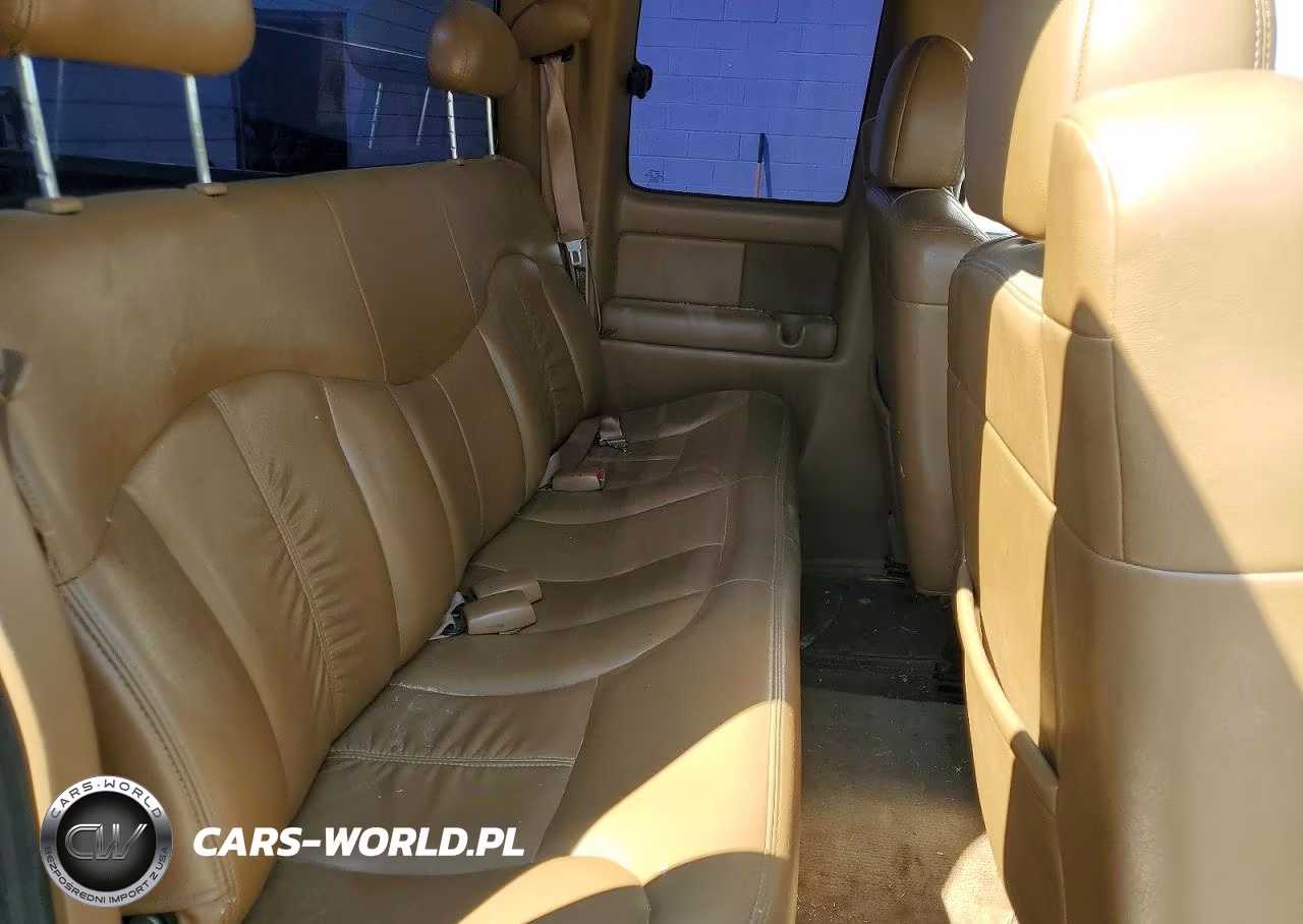 2000 Chevrolet Silverado K1500 VIN:1GCEK19T8YE176277 - 10