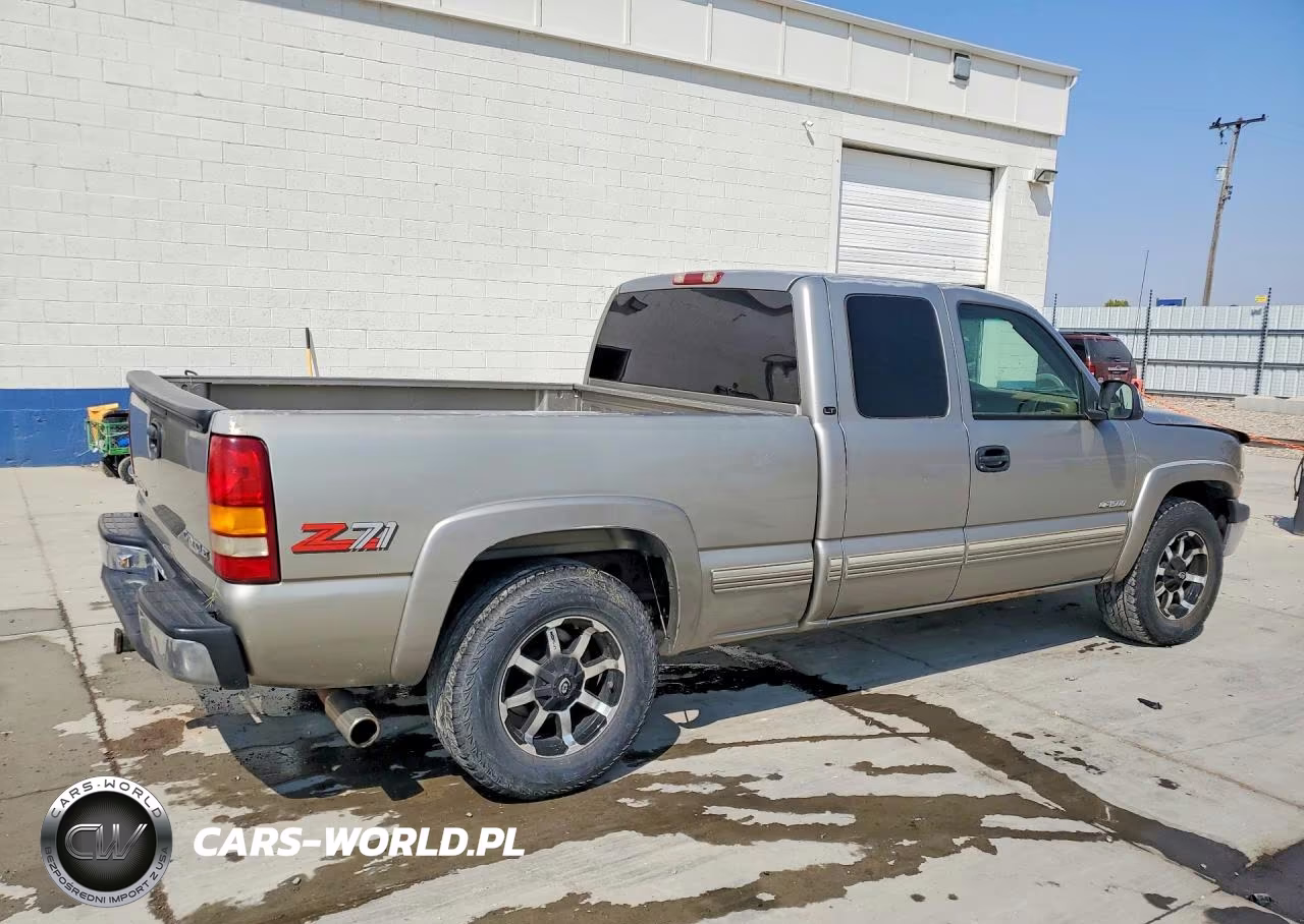 2000 Chevrolet Silverado K1500 VIN:1GCEK19T8YE176277 - 3