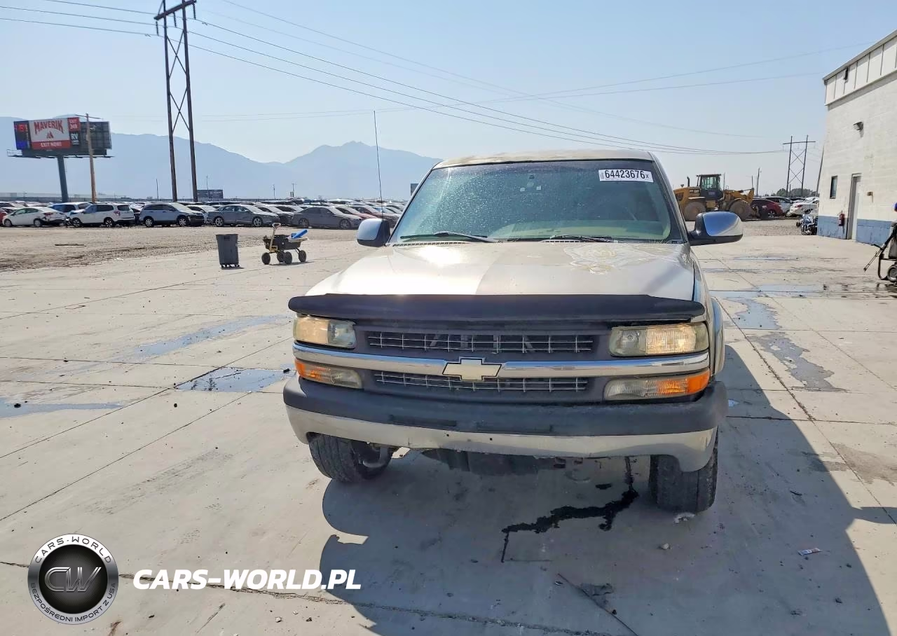 2000 Chevrolet Silverado K1500 VIN:1GCEK19T8YE176277 - 5
