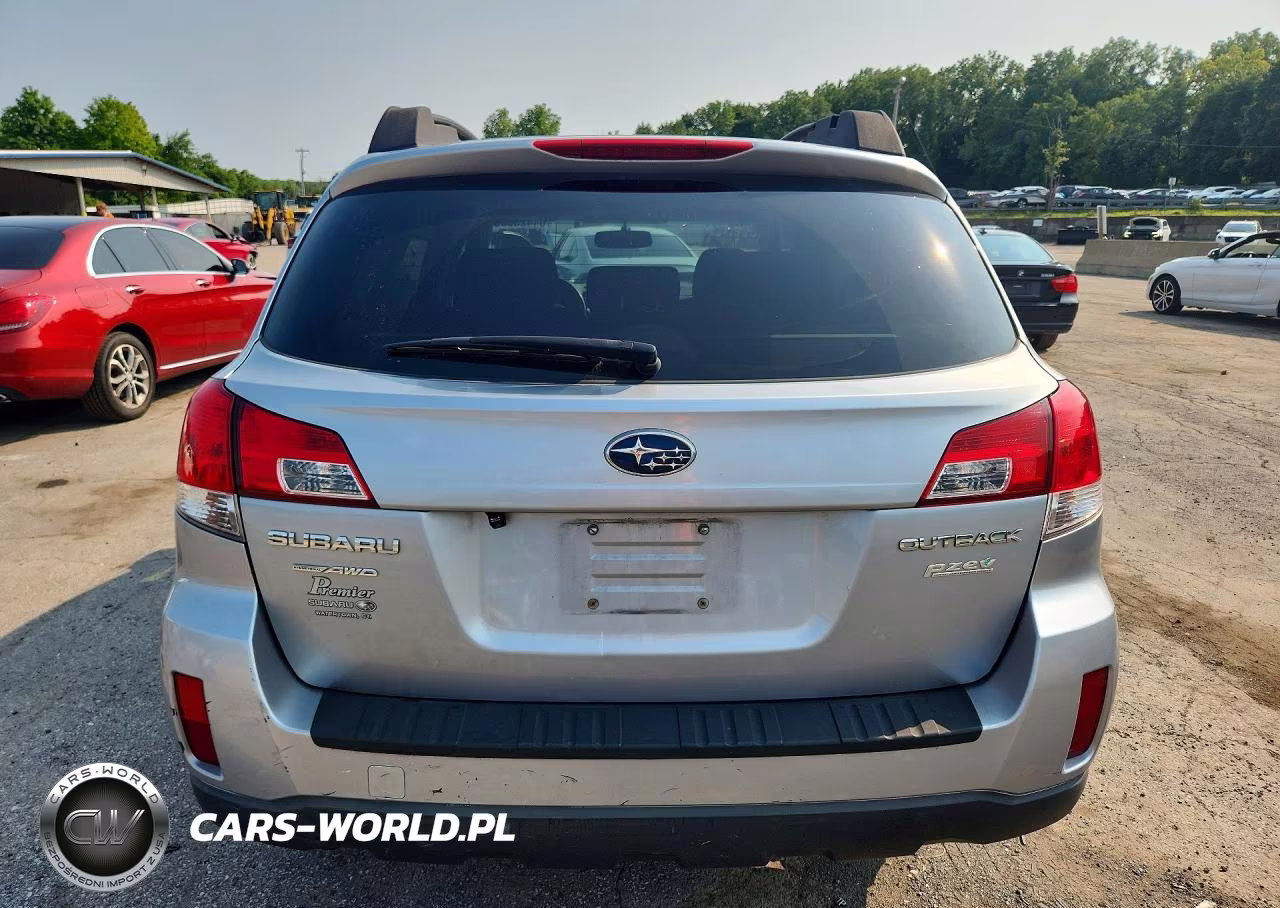 2013 Subaru Outback 2.5I Premium VIN:4S4BRBGC4D3226777 - 6