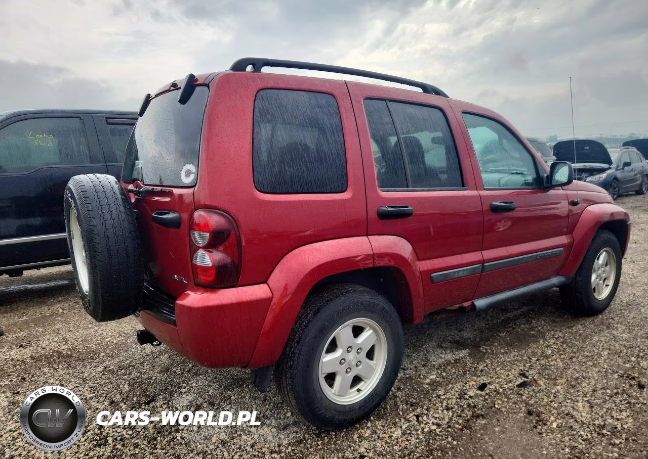 2007 Jeep Liberty Sport VIN:1J4GL48K97W685359 - 3