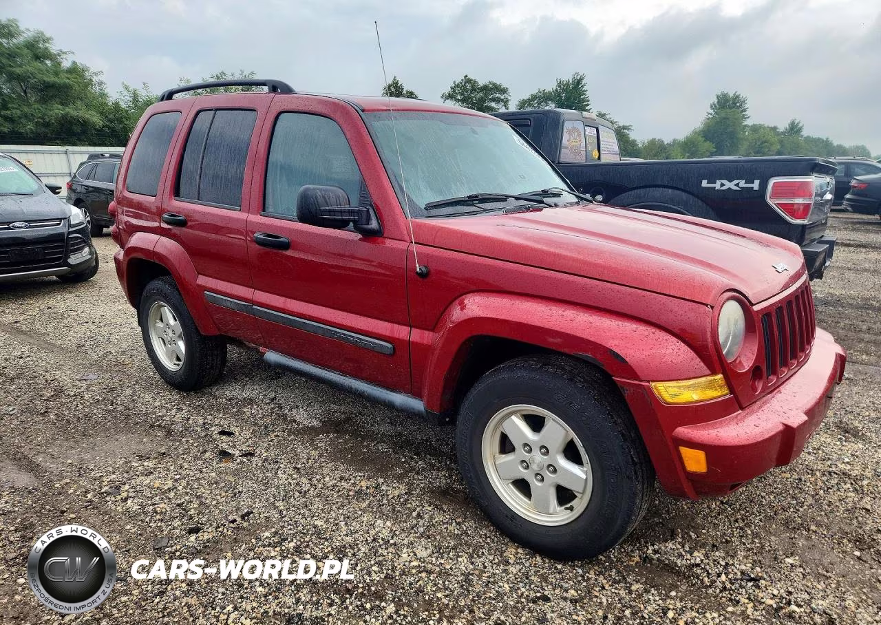 2007 Jeep Liberty Sport VIN:1J4GL48K97W685359 - 4
