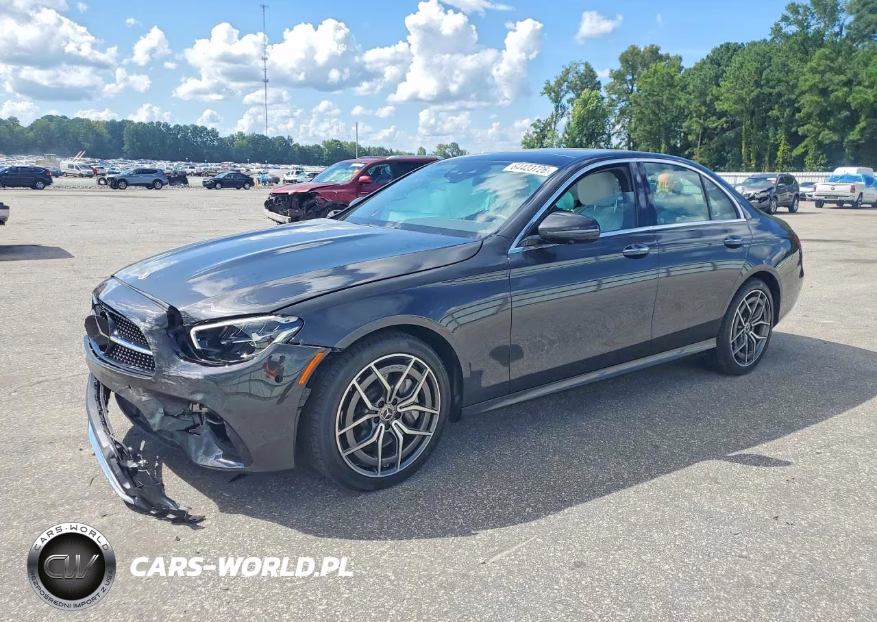 2023 Mercedes-Benz E 350 – zdjęcie 1 z 12