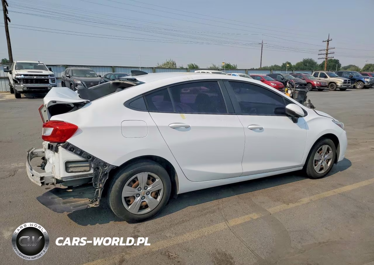 2017 Chevrolet Cruze Ls VIN:1G1BC5SM6H7155726 - 3