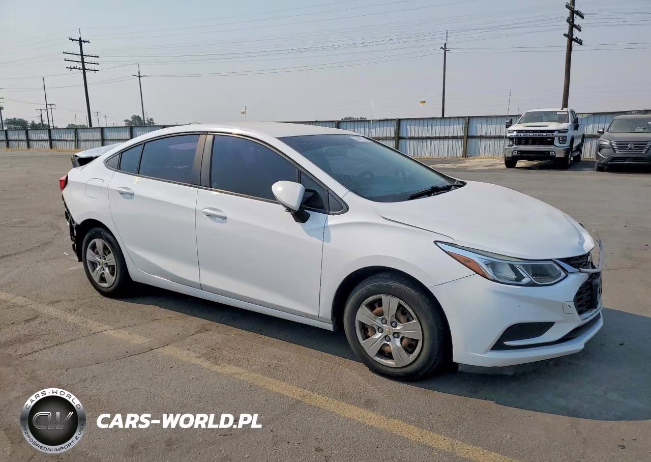 2017 Chevrolet Cruze Ls VIN:1G1BC5SM6H7155726 - 4