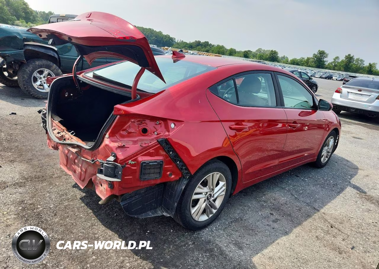 2019 Hyundai Elantra Sel VIN:5NPD84LFXKH483410 - 3