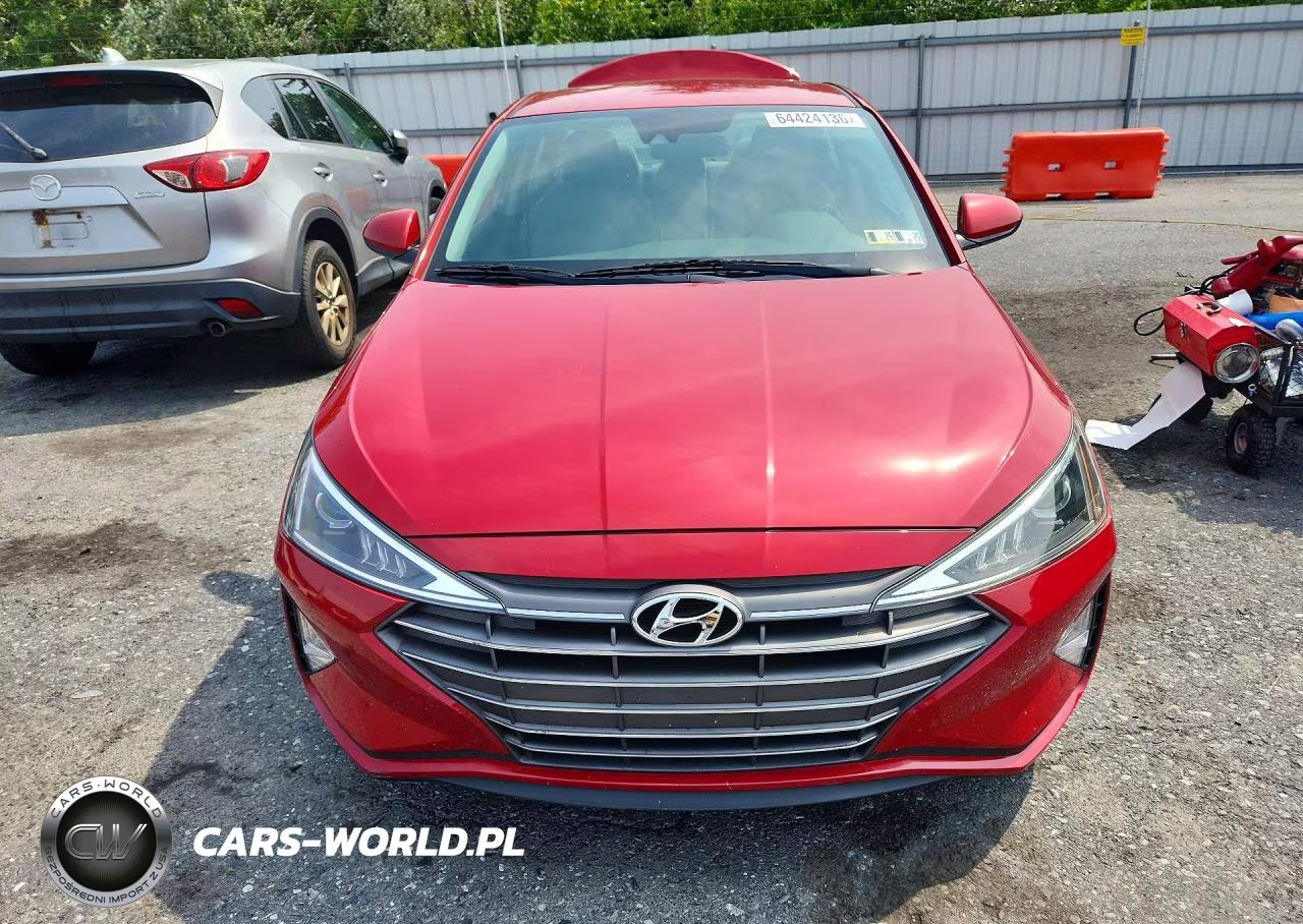 2019 Hyundai Elantra Sel VIN:5NPD84LFXKH483410 - 5