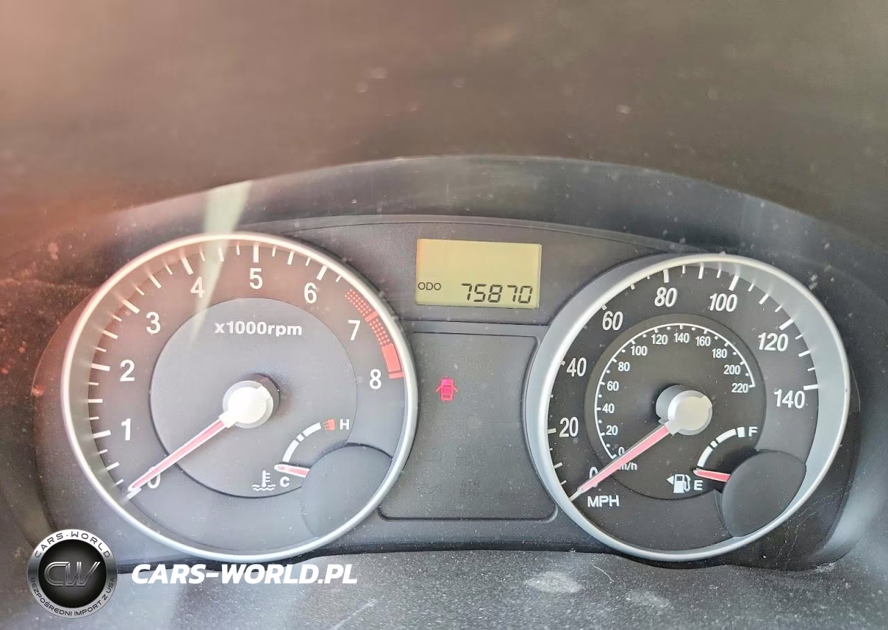 2006 Hyundai Accent Gls VIN:KMHCN46C86U024759 - 9