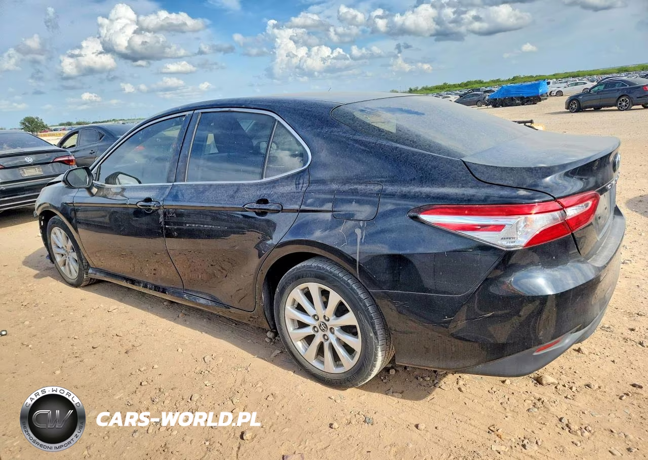 2018 Toyota Camry Le VIN:JTNB11HK0J3036784 - 2