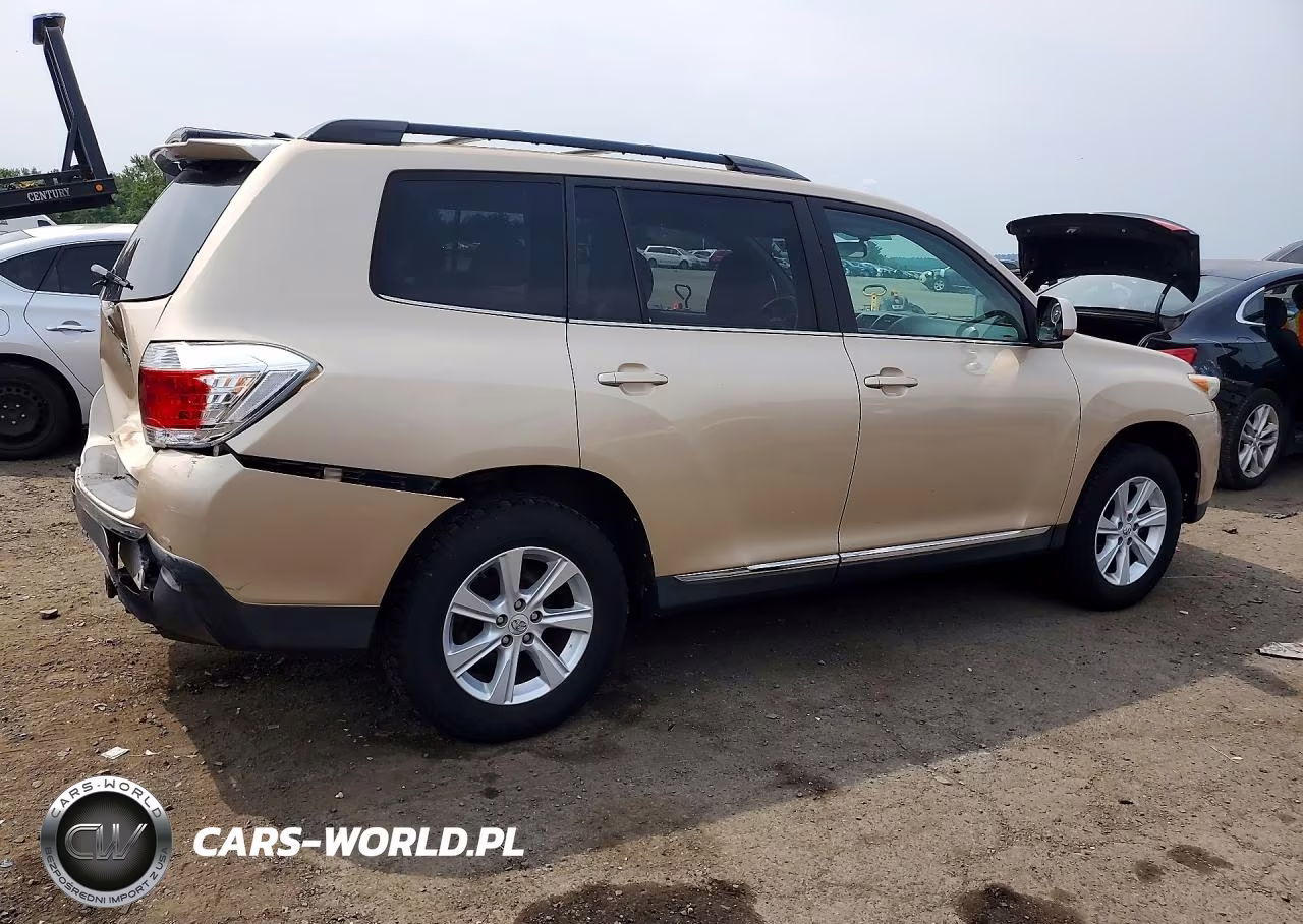 2011 Toyota Highla VIN:5TDBK3EH1BS042518 - 3