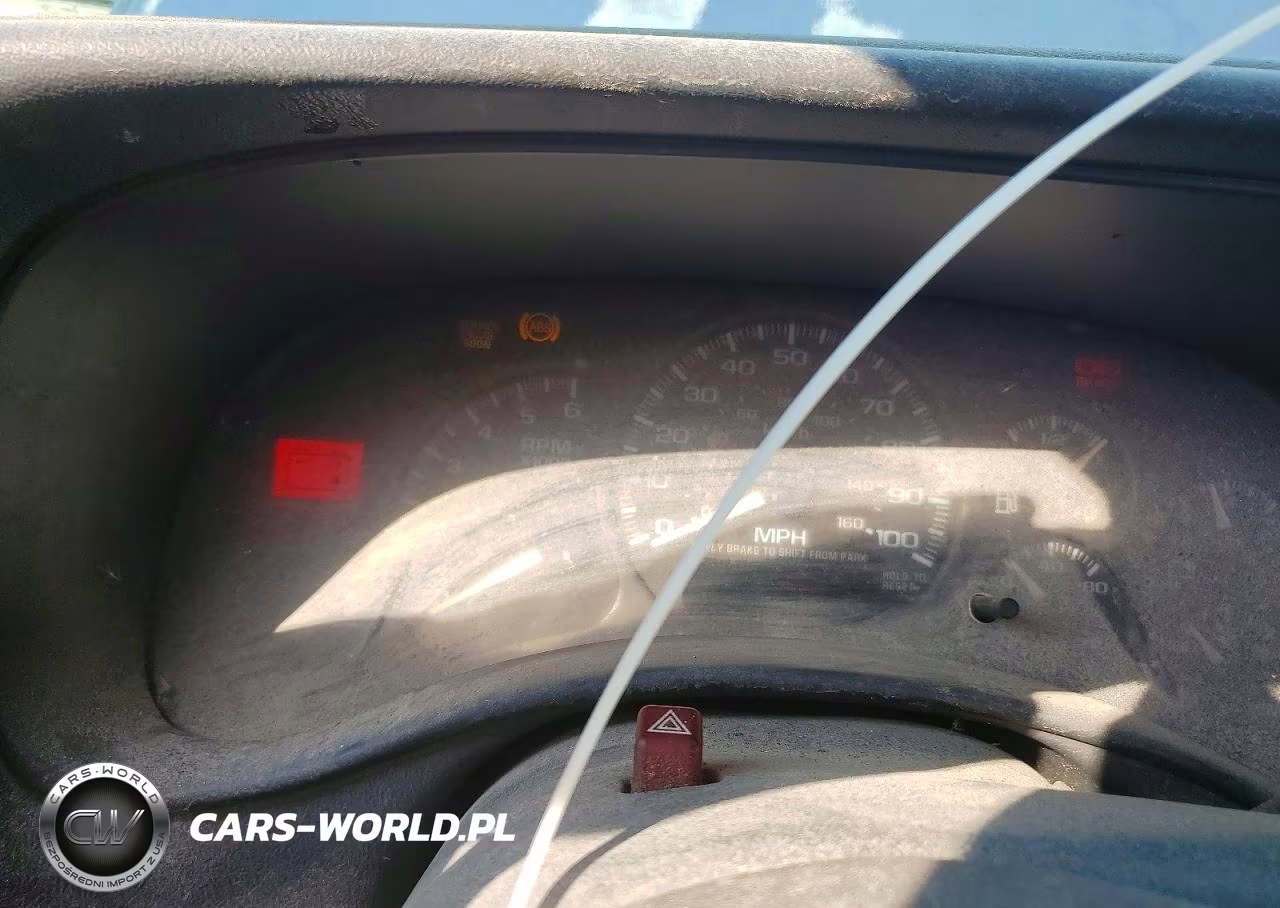2002 Chevrolet Silverado C1500 VIN:1GCEC14W12Z219890 - 9
