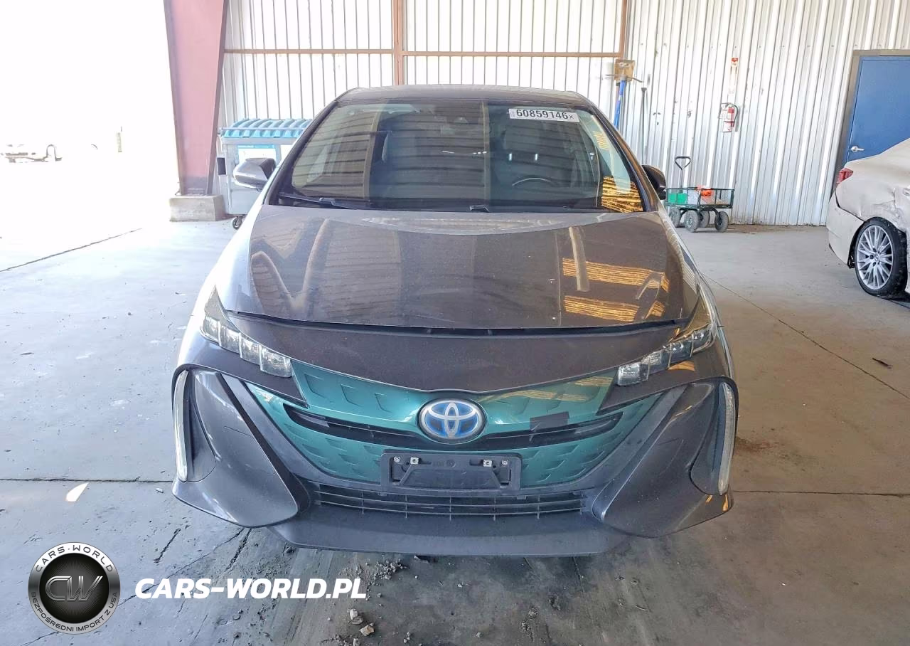 2018 Toyota Prius Prime Premium VIN:JTDKARFP0J3081385 - 5