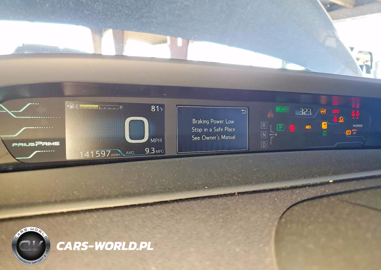 2018 Toyota Prius Prime Premium VIN:JTDKARFP0J3081385 - 9