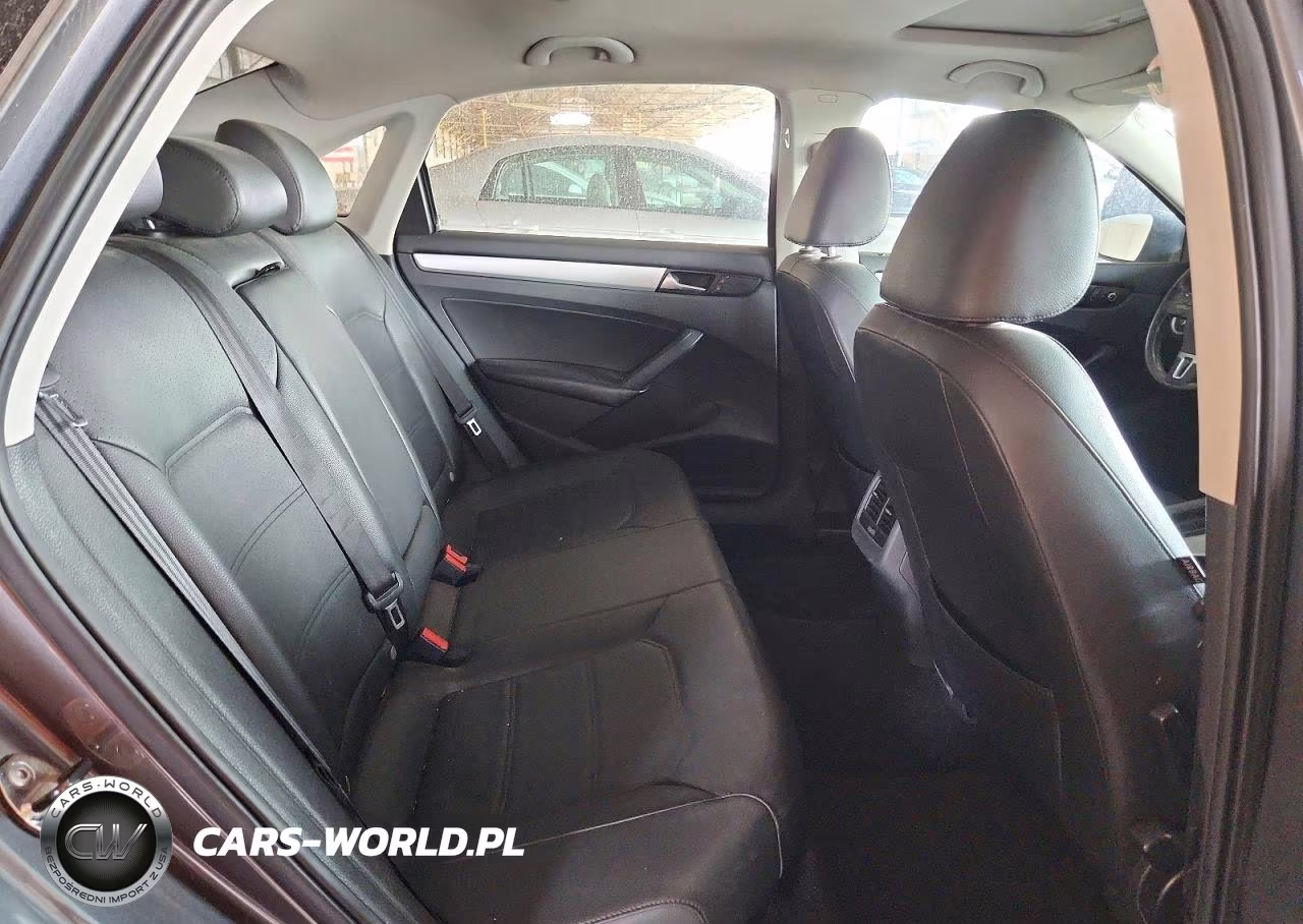 2013 Volkswagen Passat Se VIN:1VWBP7A34DC009730 - 10
