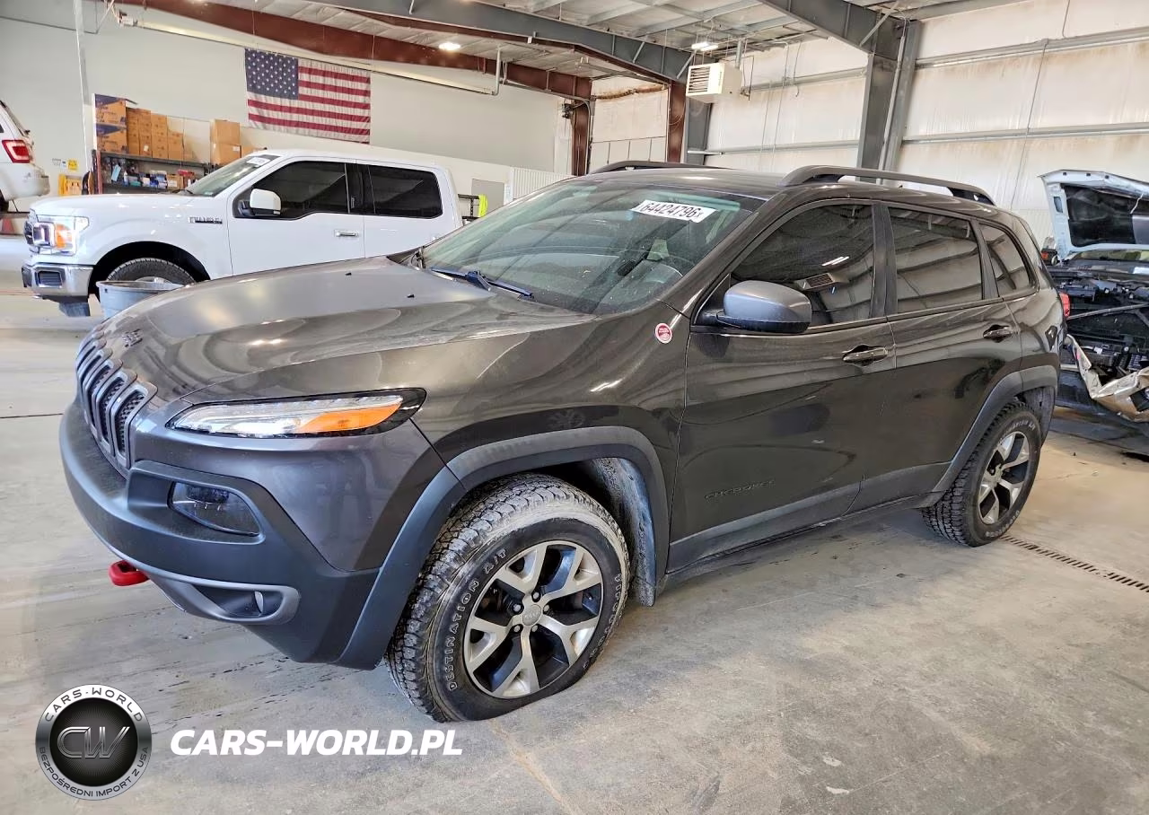2015 Jeep Cherokee Trailhawk – zdjęcie 1 z 13
