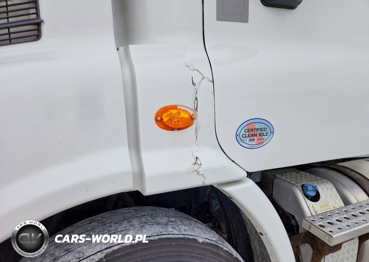 2016 Freightliner Cascadia 1 - Semi Truck VIN:1FUJGBDVXGLHG2902 - 12