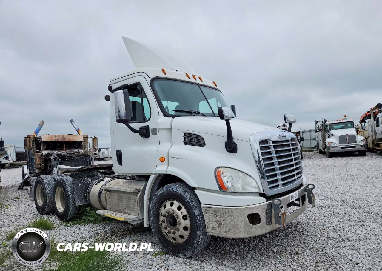 2016 Freightliner Cascadia 1 - Semi Truck VIN:1FUJGBDVXGLHG2902 - 4